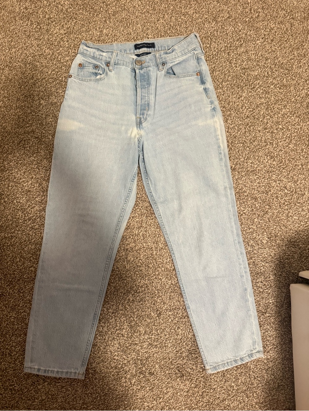 Light Blue Jeans –  Mom Jean Fit